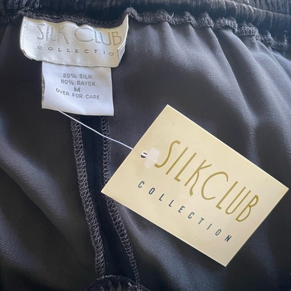 New Silk Club Burnout Red Velvet Button Down Blouse Black Pant Set Women M - Picture 6 of 8